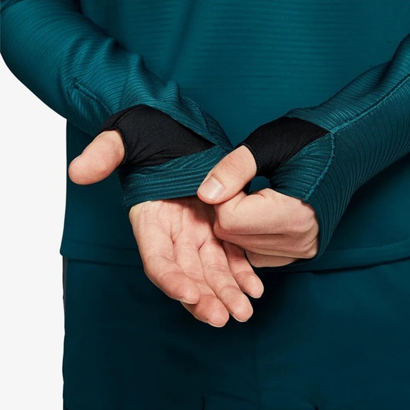 ✔️NIKE TECH PACK REFLECTIVE RUNNING SHIRT - Picture 3 of 13